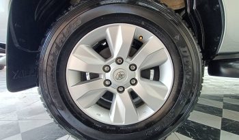 REVO PRE 2018 2.4E AT DOUBLE CAB SILVER  4916 full