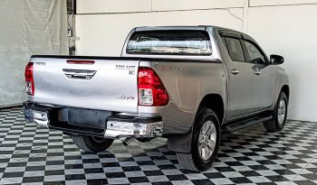 REVO PRE 2018 2.4E AT DOUBLE CAB SILVER  4916 full