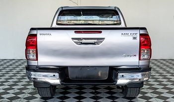 REVO PRE 2018 2.4E AT DOUBLE CAB SILVER  4916 full