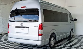 TOYOTA 2WD 2017 3.0 AT COMMUTER SILVER  7292 full