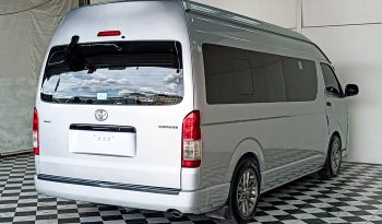 TOYOTA 2WD 2018 3.0 MT COMMUTER SILVER 7159 full