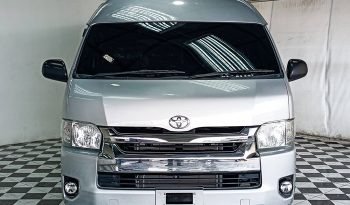TOYOTA 2WD 2018 3.0 MT COMMUTER SILVER 7159 full