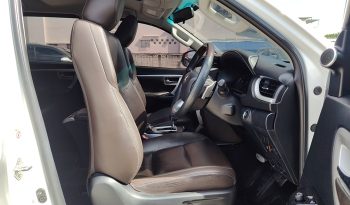 TOYOTA 2WD 2018 2.7V AT FORTUNER WHITE  6321 full
