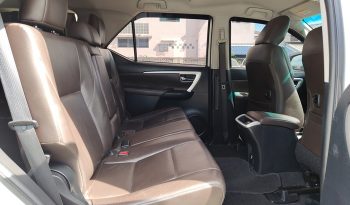 TOYOTA 2WD 2018 2.7V AT FORTUNER WHITE  6321 full
