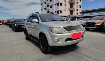 TOYOTA 4WD 2007 2.7V AT FORTUNER SILVER  404 full