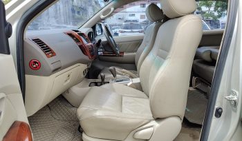 TOYOTA 4WD 2007 2.7V AT FORTUNER SILVER  404 full