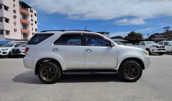 TOYOTA 4WD 2007 2.7V AT FORTUNER SILVER  404 full