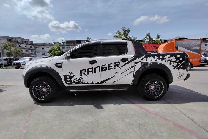 FORD 4WD 2018 3.2 AT DOUBLE CAB WHITE  6620 full