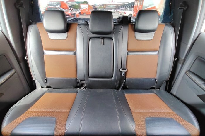FORD 4WD 2018 3.2 AT DOUBLE CAB WHITE  6620 full