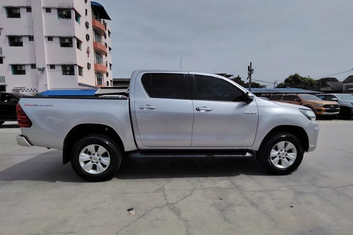 REVO PRE 2019 2.4J MT DOUBLE CAB SILVER  1743 full