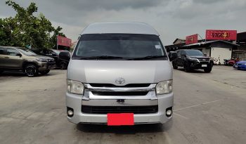 TOYOTA 2WD 201 3.0 MT COMMUTER SILVER 715 full
