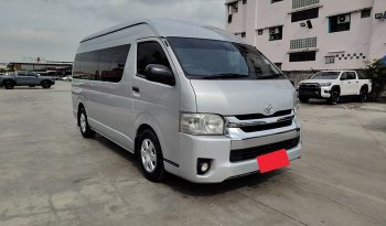 TOYOTA 2WD 201 3.0 MT COMMUTER SILVER 715 full
