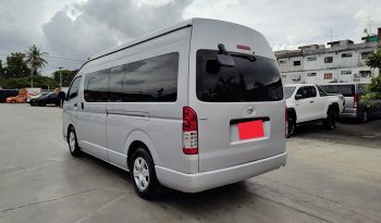 TOYOTA 2WD 201 3.0 MT COMMUTER SILVER 715 full