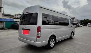TOYOTA 2WD 201 3.0 MT COMMUTER SILVER 715 full