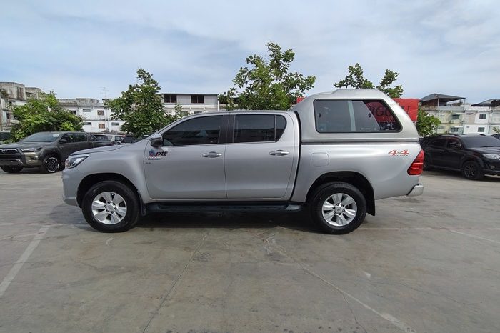 REVO 4WD 2020 2.8G AT DOUBLE CAB SILVER  4028 full