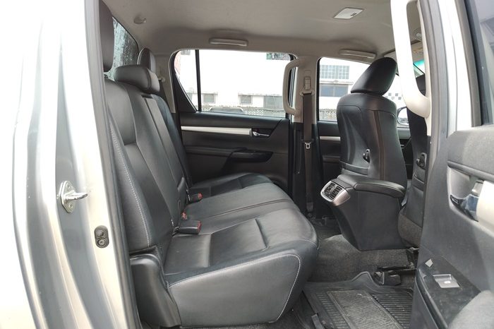 REVO 4WD 2020 2.8G AT DOUBLE CAB SILVER  4028 full