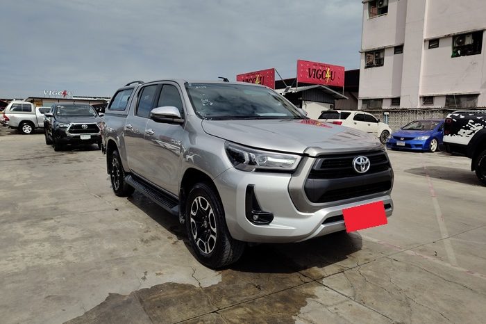 REVO PRE 2021 2.4E AT DOUBLE CAB SILVER  9760 full