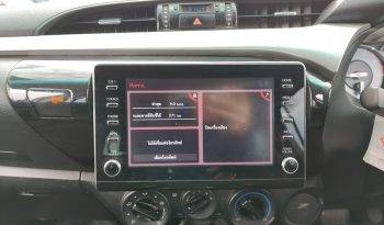REVO PRE 2021 2.4E AT DOUBLE CAB SILVER  9760 full