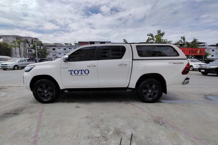 REVO PRE 2021 2.4E AT DOUBLE CAB WHITE  1768 full