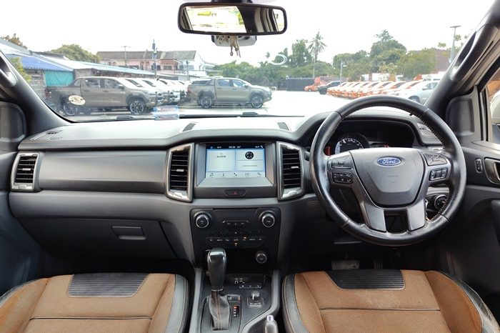 FORD 4WD 2018 3.2 AT DOUBLE CAB WHITE  7452 full