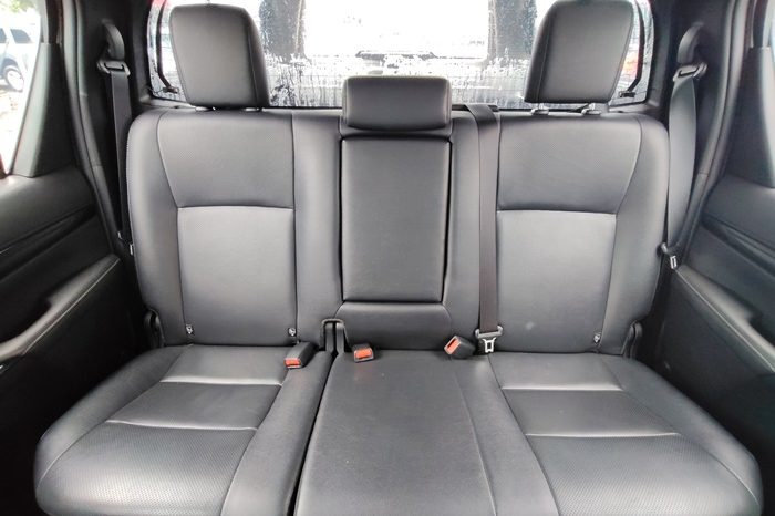 ROCCO 4WD 2020 2.8G AT DOUBLE CAB WHITE  6186 full