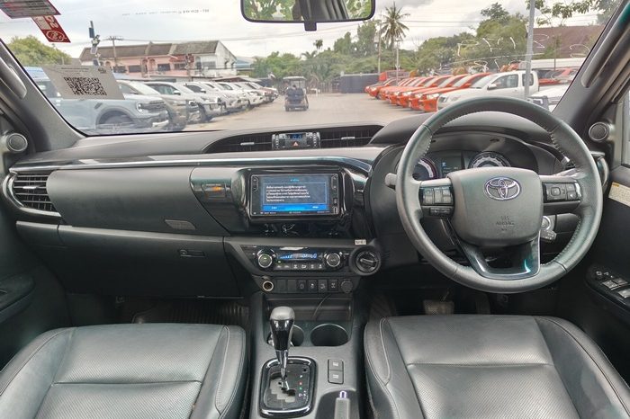 ROCCO 4WD 2020 2.8G AT DOUBLE CAB WHITE  6186 full