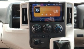 TOYOTA 2020 2WD 2.8 MT COMMUTER SILVER  2041 full