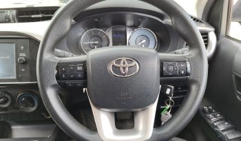 REVO PRE 2020 2.4E AT DOUBLE CAB SILVER  7582 full