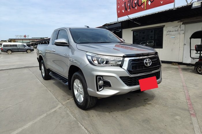 REVO 4WD 2020 2.4E MT SMART CAB SILVER  5487 full
