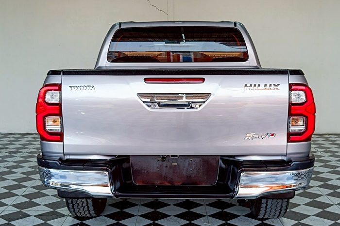 REVO 4WD 2021 2.4E MT DOUBLE CAB SILVER  2063 full