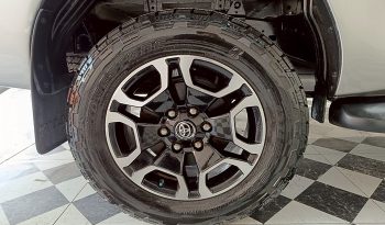 REVO 4WD 2021 2.4E MT DOUBLE CAB SILVER  2063 full