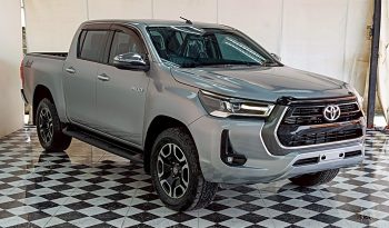 REVO 4WD 2021 2.4E MT DOUBLE CAB SILVER  2063 full