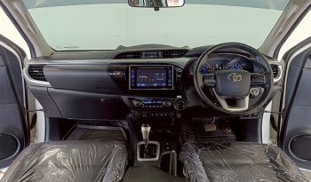 REVO 4WD 2018 2.8G AT DOUBLE CAB WHITE  3437 full