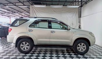 TOYOTA 4WD 2007 2.7V AT FORTUNER SILVER  404 full