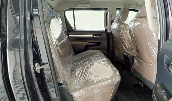REVO PRE 2018 2.4E AT DOUBLE CAB BLACL  4130 full