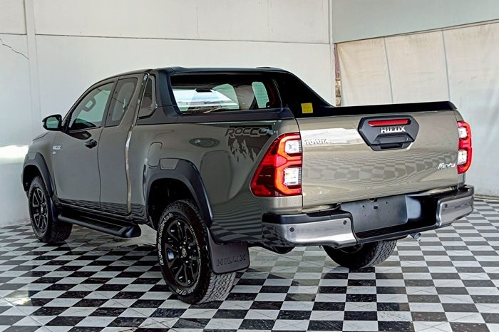 REVO 4WD 2021 2.8G AT SMART CAB BRONZE  4423 full