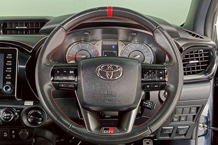 GR 4WD 2022 2.8G AT DOUBLE CAB BLACK  4519 full