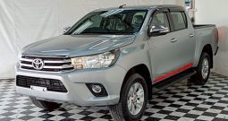 REVO PRE 2017 2.4E AT DOUBLE CAB SILVER  4943