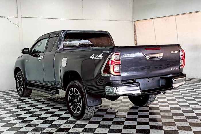 REVO 4WD 2021 2.8G MT SMART CAB DARK GREY  6279 full