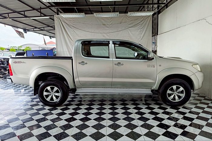 VIGO 4WD 2008 3.0G MT DOUBLE CAB SILVER  6411 full