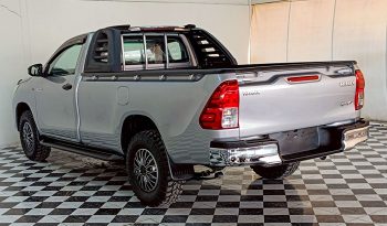 REVO 2WD 2018 2.4J MT STANDARD SILVER  2307 full