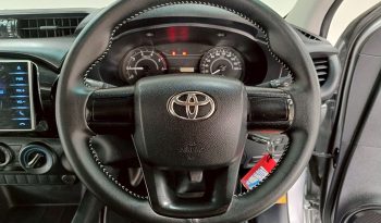 REVO 2WD 2018 2.4J MT STANDARD SILVER  2307 full