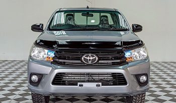 REVO 2WD 2018 2.4J MT STANDARD SILVER  2307 full
