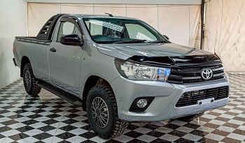 REVO 2WD 2018 2.4J MT STANDARD SILVER  2307 full