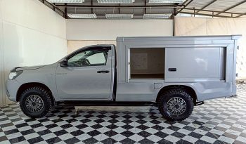 REVO 2WD 2018 2.4J MT STANDARD SILVER  2423 full