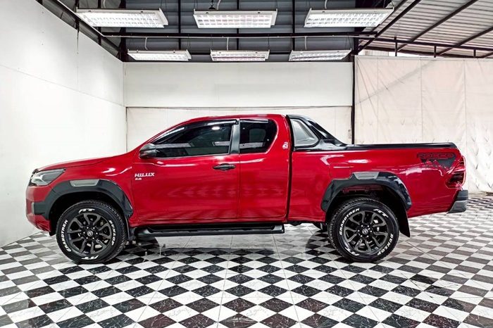 REVO 4WD 2022 2.8G AT SMART CAB RED  7489 full