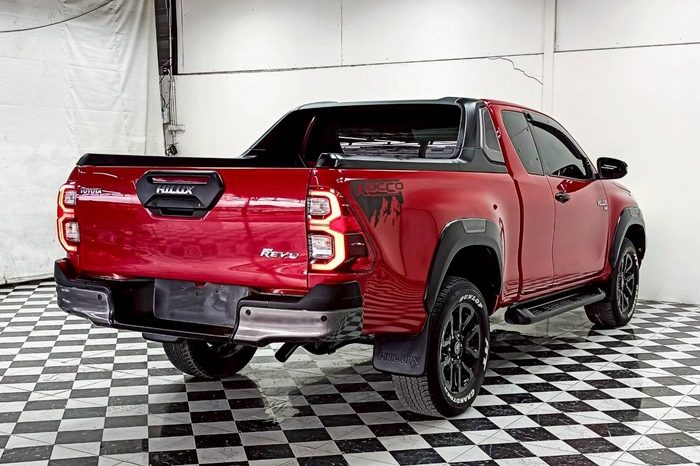 REVO 4WD 2022 2.8G AT SMART CAB RED  7489 full