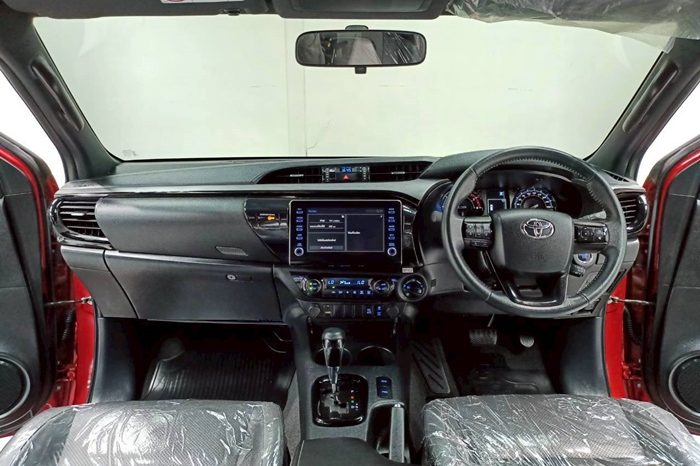 REVO 4WD 2022 2.8G AT SMART CAB RED  7489 full