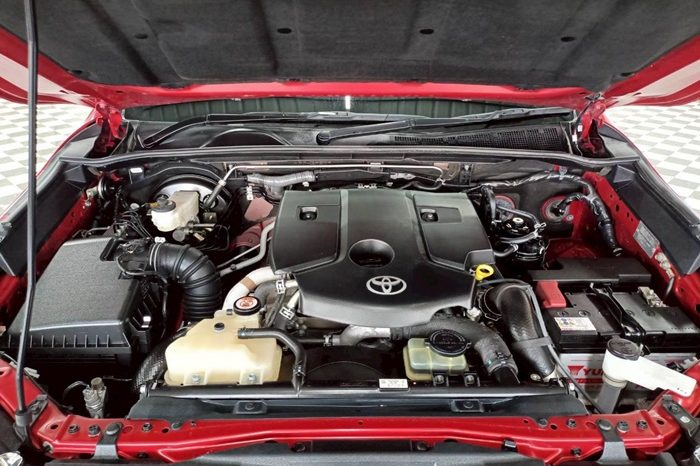REVO 4WD 2022 2.8G AT SMART CAB RED  7489 full