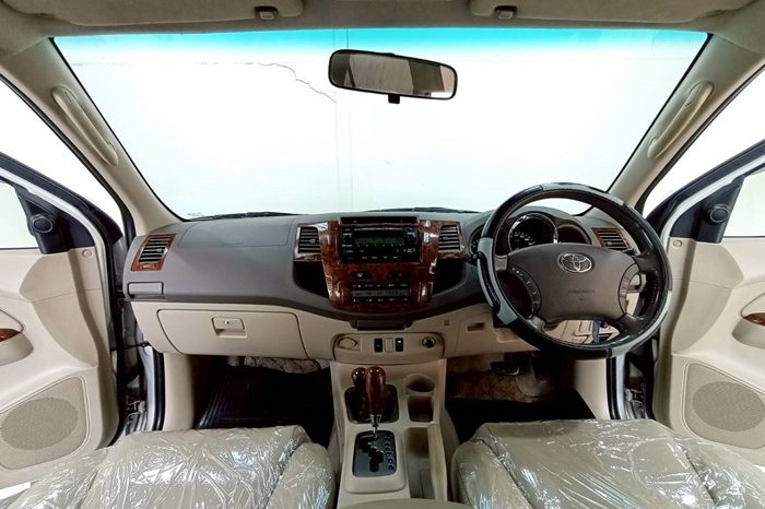 TOYOTA 4WD 2008 3.0V MT FORTUNER SILVER  7833 full